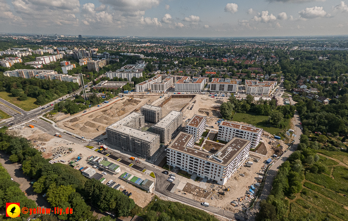 07.06.2023 - Aktuelle Luftbilder aus dem Alexisquartier und Pandion Verde in Neuperlach in München
